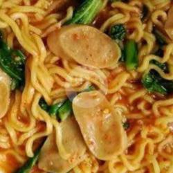 Indomie Kuah Campur Sosis Tidak Pake Telur