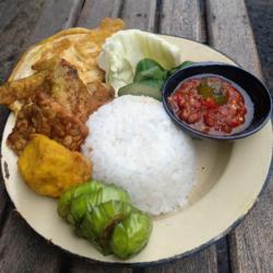 Nasi Ayam 4t (tahu Tempe Telor Terong)