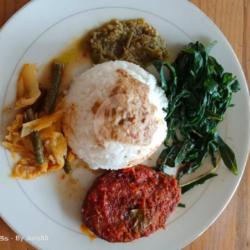 Nasi Padang Ikan Tongkol Asam Padeh