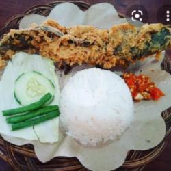 Nasi Lele Geprek