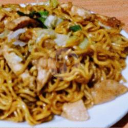 Mie Nyemek Spesial