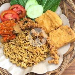 Mie Goreng Ati Ampela Geprek