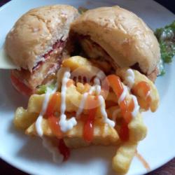 Mozarella Burger Plus Kentang