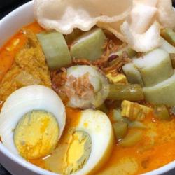 Lontong Ketupat Sayur Kumplit