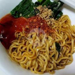 Mie Goyang Lidah