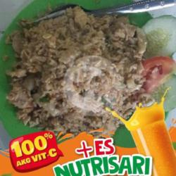 Nasi Goreng   Es Nutrisari