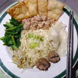 Mie Ayam Bangka Komplit