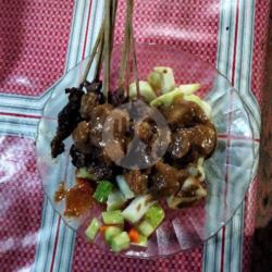 Sate Sapi   Lontong