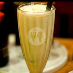 Manggo Milkshake