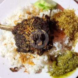 Nasi Bebek Bumbu Hitam Sambel Ijo