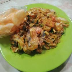 Kwetiauw Goreng Spesial