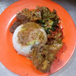 Nasi Kikil Sayur Komplit