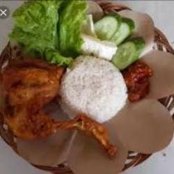 Nasi  Ayam Kremes Goreng