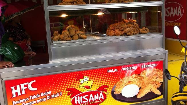 Hisana Fried Chicken, Kasemen