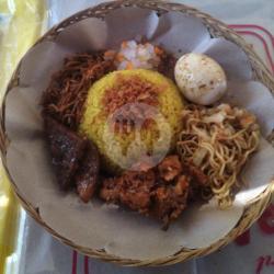 Nasi Kuning Ikan Tuna Sambal   Telur