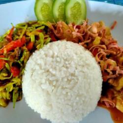 Nasi Ayam Kecombrang