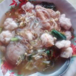 Baso Ikan ,tahu ,aci Campur