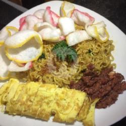 Mie Pedas Special Lima Rasa