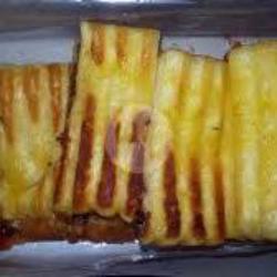 Roti Bakar Melon-strobery