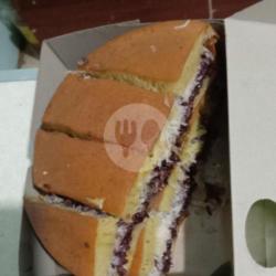 Martabak Manis Ketan Kelapa Coklat