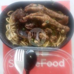 Mie Ayam Ceker   Jamur Kuping Box Bento