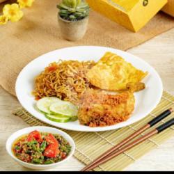 Indomie Ayam Pecak