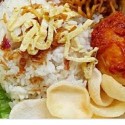 Nasi Uduk Betawi Lengkap