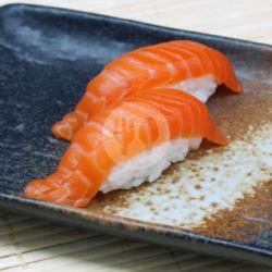 Sushi Salmon 2pcs