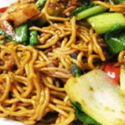 Mie Goreng Kumplit