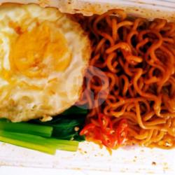 Mie Goreng Nyemek  Telor