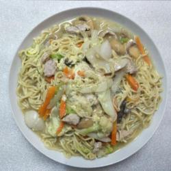 Lomie (babi/ayam/seafood)
