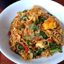 Mie Goreng Becek