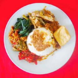 Nasi Tahu Goreng   Sayur   Sambel