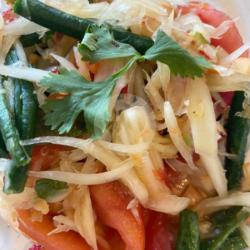 Thai Papaya Salad / Som Tam