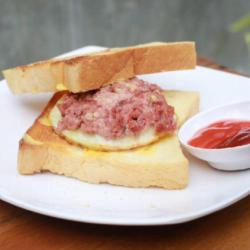 Roti Bakar Telur Cornet