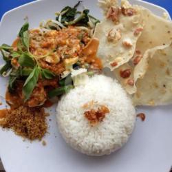 Nasi Pecel Khas Madiun