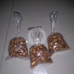 Kacang Goreng