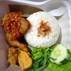 Nasi Sayap Penyet