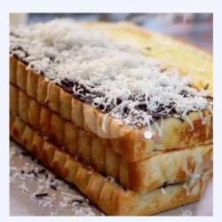 Roti Bakar Bandung 1/2 Porsi Isi Keju,coklat,selai Strawberi