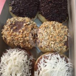 Donat Mix Seres Kacang Keju