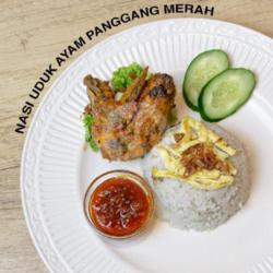 Nasi Uduk Ayam Panggang Merah