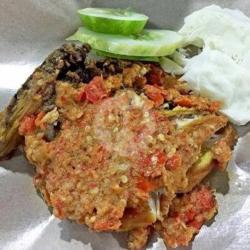 Ayam Gepuk Dada Sambel Setan