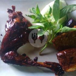 Bebek Bakar Madu