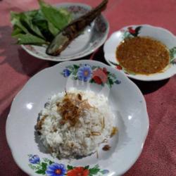 Pecel Lele    Nasi Uduk