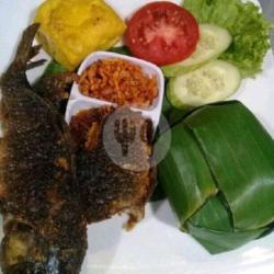 Nasi Timbel Ikan Mas