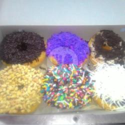 Donat Kentang Topping