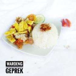 Nasi Ayam Geprek Dadar