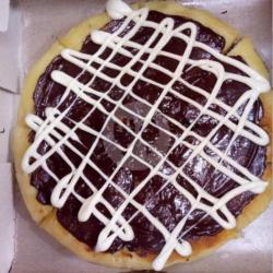 Pizza Coklat Vanila