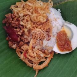 Nasi Jenggo Telur