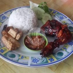 Ayam Bakar   Nasi   Lalapan